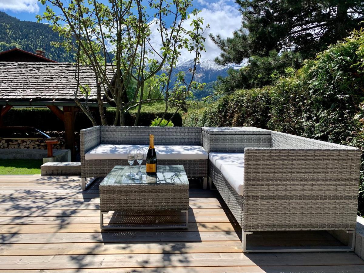 Alpen Lounge Villa Серво Екстериор снимка